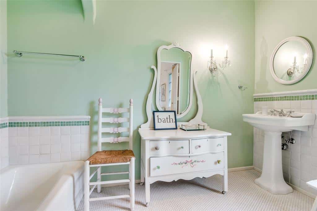 5301-Miramar-front-door