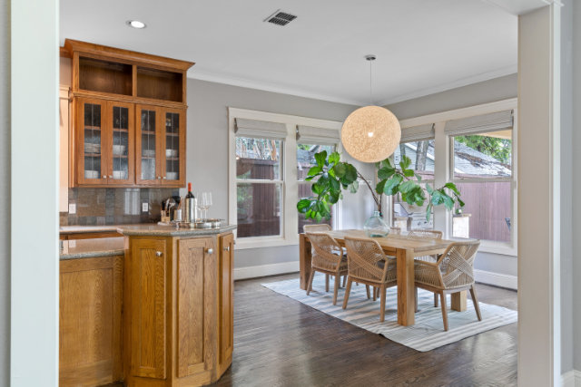 5318-Goodwin-Ave-Front-Vector