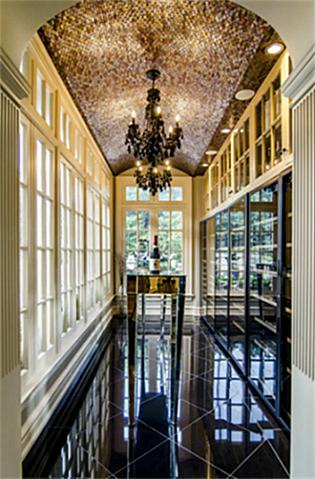 5323-Swiss-Ave-Hall-of-Wines