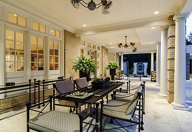 5323-Swiss-outdoor-patio