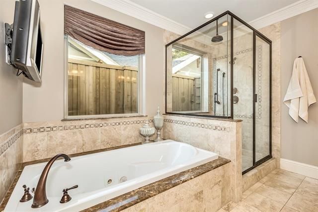 5332-Miller-Master-Bed