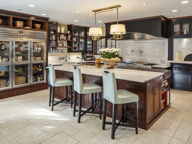 5344-Surrey-Circle-kitchen