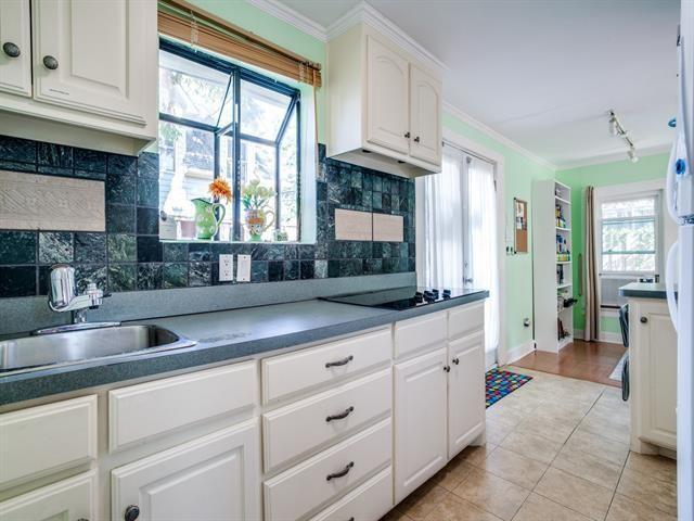 5417-Goodwin-Avenue-6