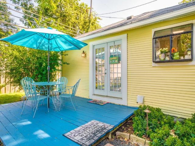 5417-Goodwin-Avenue-1