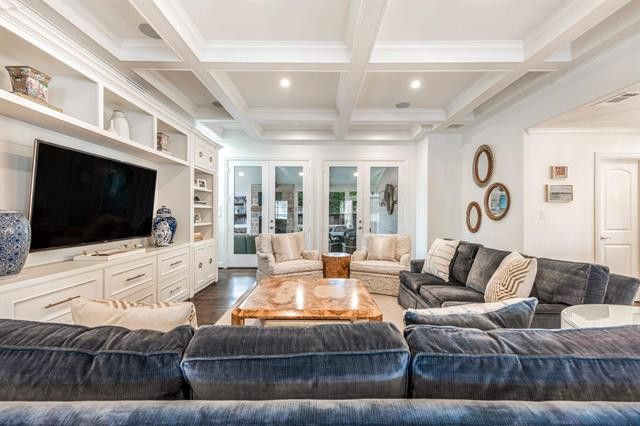 5422-Southwestern-Blvd