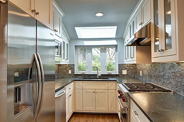 5446-Glenwick-Kitchen