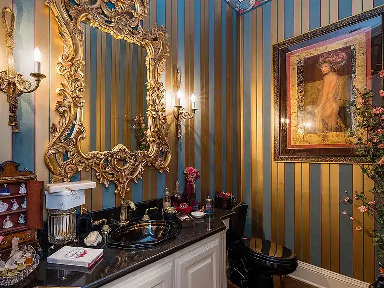 CD004A06-6463-46B2-96C2-39D967823937