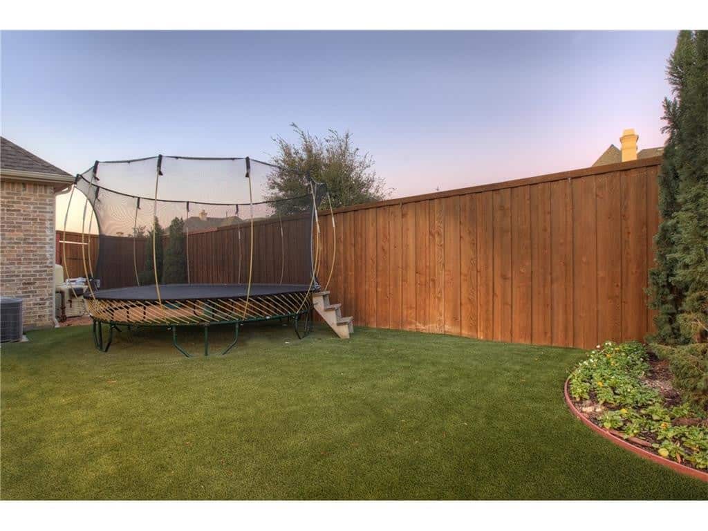 5504-Burkett-Trampoline-and-Turf-1024x768
