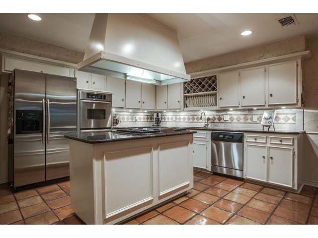 5505-Northaven-Kitchen