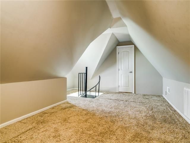 5526-Ridgedale-e