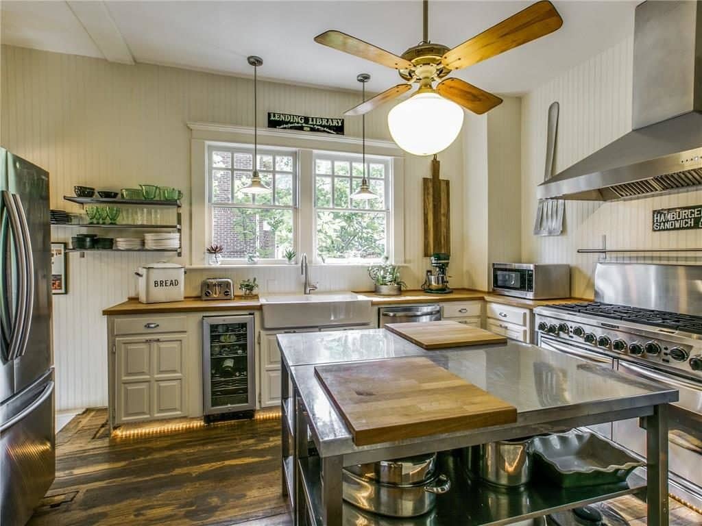 5533-Swiss-Ave-kitchen-2-1024x768