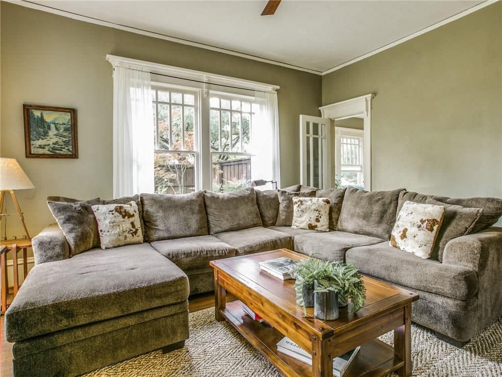 5533-Swiss-comfy-room-1024x768