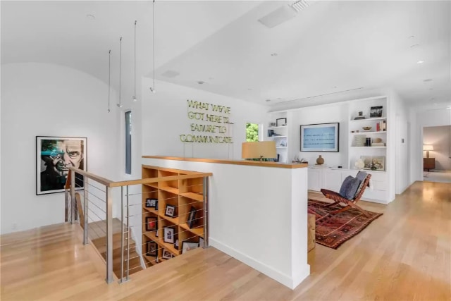 5610-Farquhar-office-1