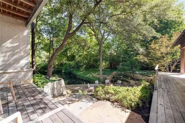 5610-Farquhar-office-1