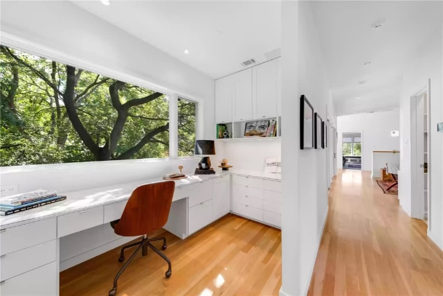 5610-Farquhar-office-1