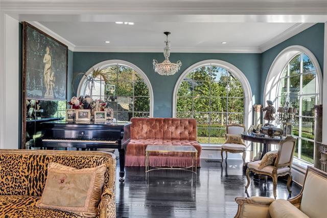 5700-Westover-Court-5