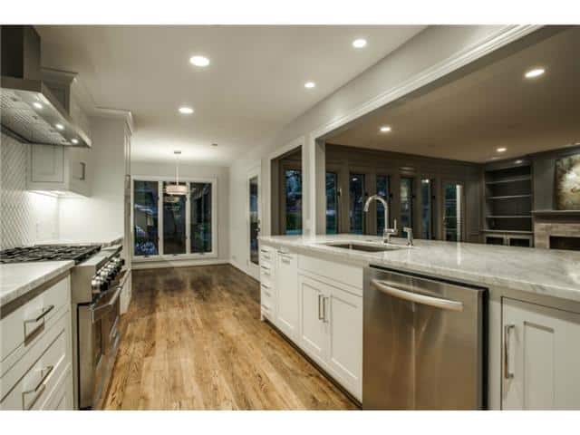 5705-Northaven-Kitchen-Breakfast