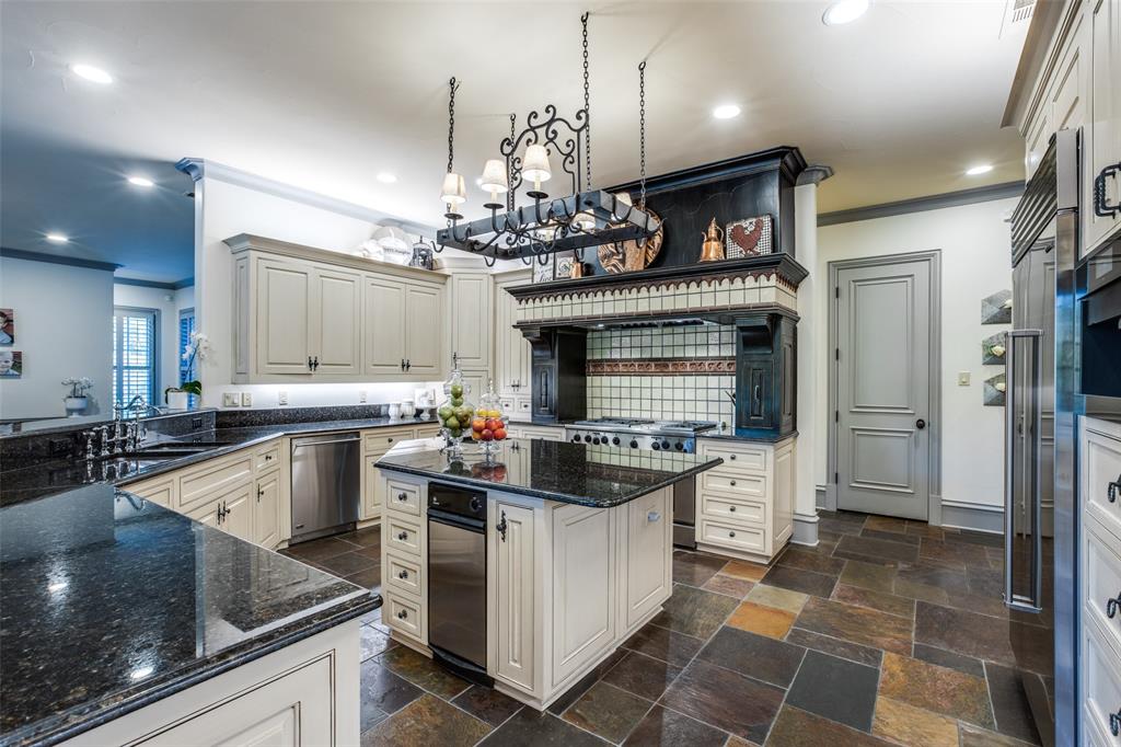 5705-colleyville-entryway
