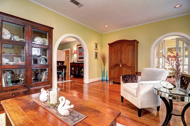 5743-Monticello-Living-2