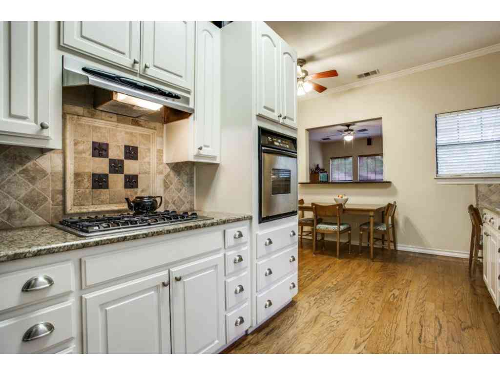 5800-Palo-Pinto-kitchen-2
