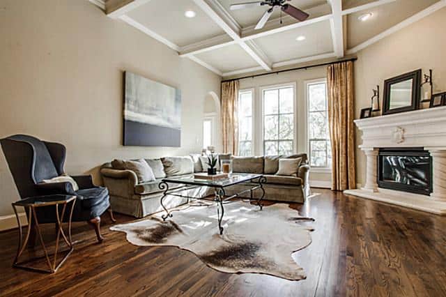 5801-Hillcrest-Living