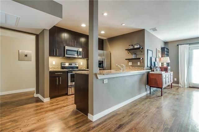 5806-Birchbrook-Dr-c