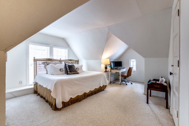 5827-Morningside-AshleyEarly-2