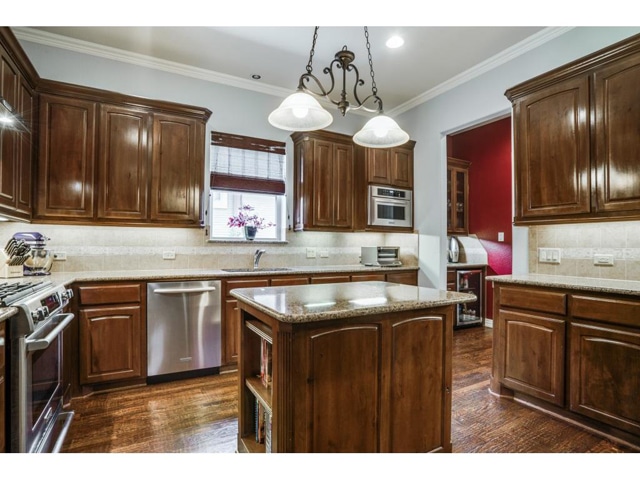 5932-Richmond-Kitchen-3