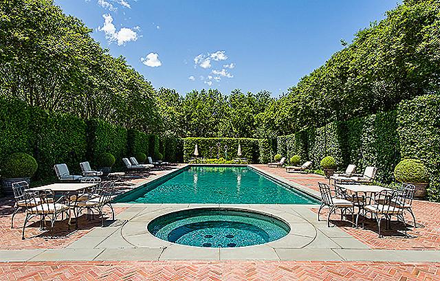 5950-Deloache-ext-pool