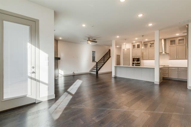 85e92fa389e2bc9c5143142b22347db0l-m2399450910xd-w1020_h770_q80