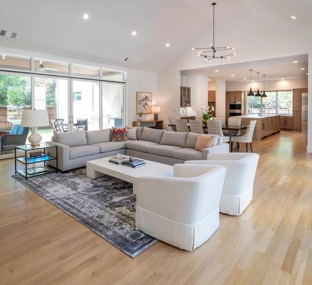 5e03ec350033570a2d3ed27e2f6ef385l-b3038048193od-w1024_h768