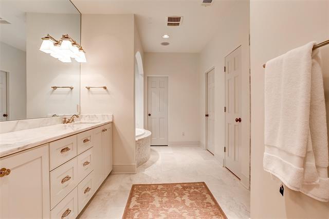 5efa4af7ec2975c3106735bb2be73d9bl-m3822725939od-w1024_h768