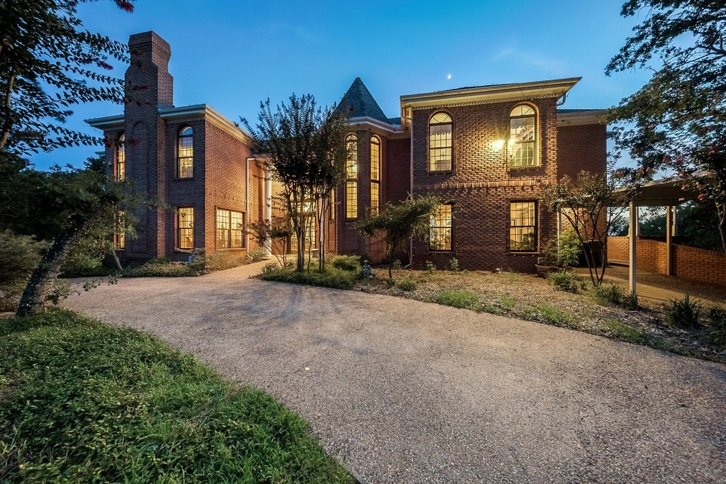 6-2340-Perkins-1024x683