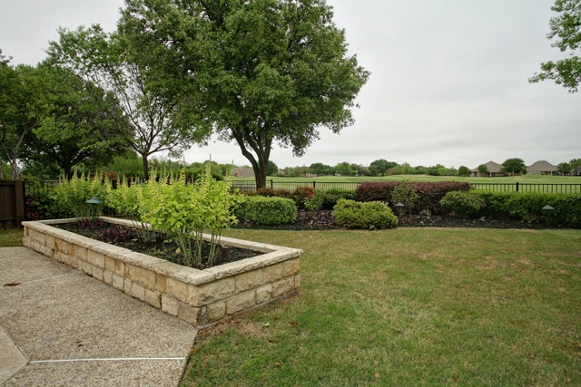 6017_wildwood_dr_MLS_HID995548_ROOMbackyard