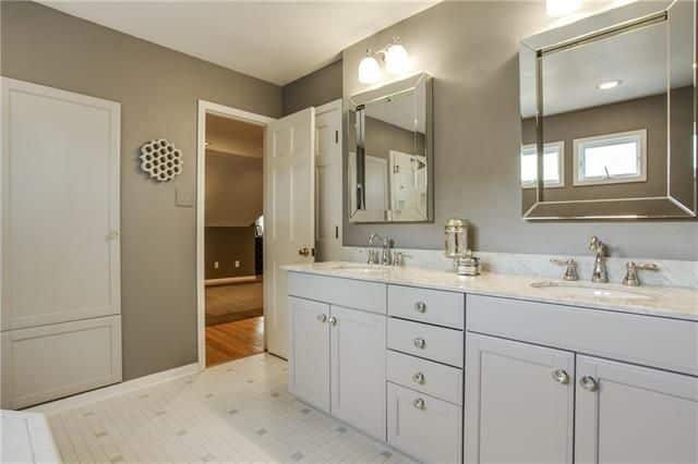 6030-Mercedes-master-bath