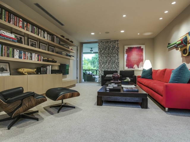 6035-Tulip-Upstairs-Living