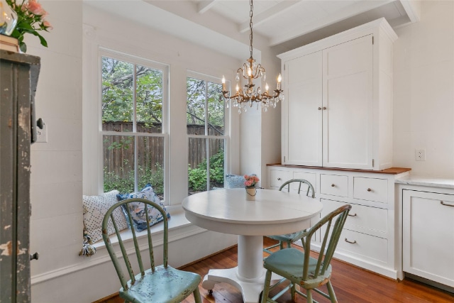 604-w-Jefferson-staircase