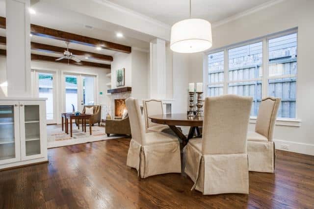 6115-Richmond-dining