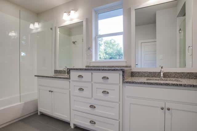 6115-Richmond-master-bath-4