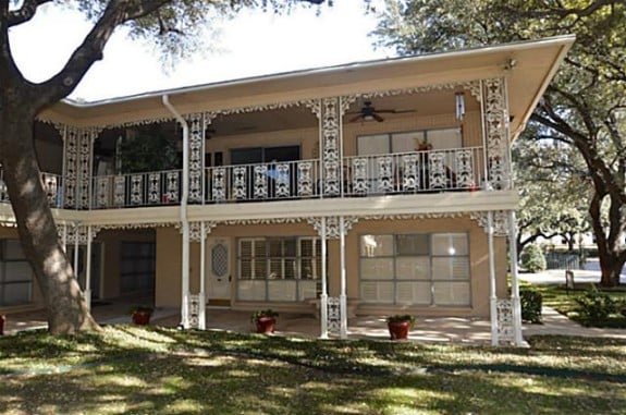 6125-Averill-Way-ext-575x381