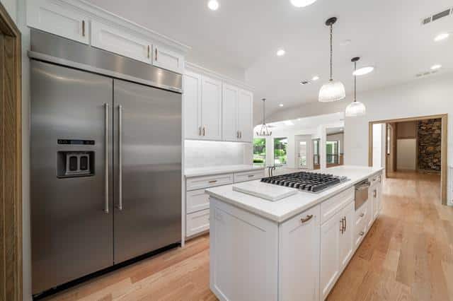 6150-Spring-Valley-Living-Lead