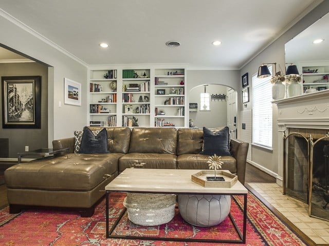 6159-Kenwood-Living-1