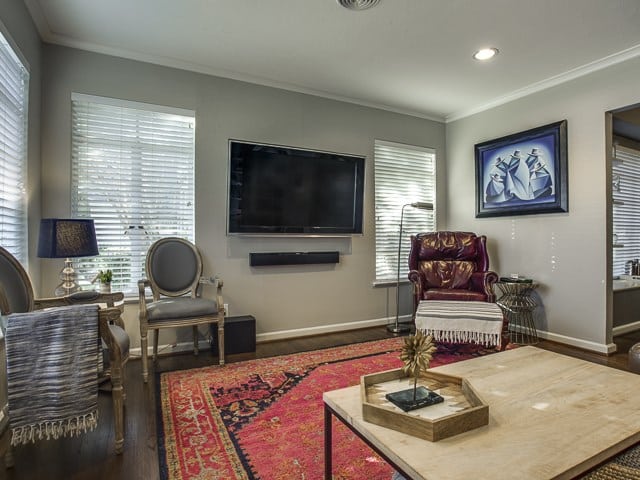 6159-Kenwood-Living-2