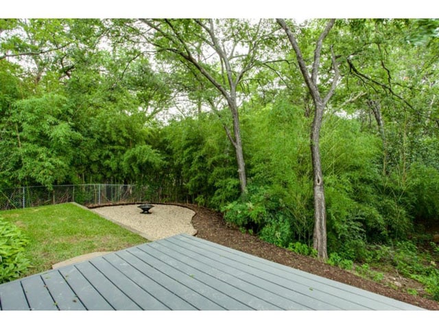 6201-Twin-Oaks-Backyard-Lot