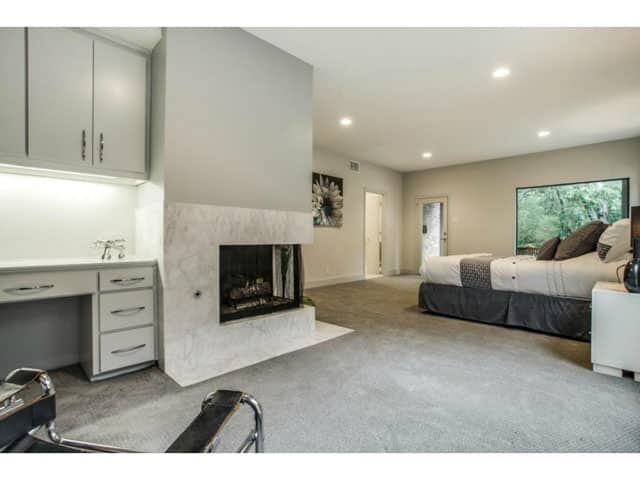 6201-Twin-Oaks-Downstairs-Master-2
