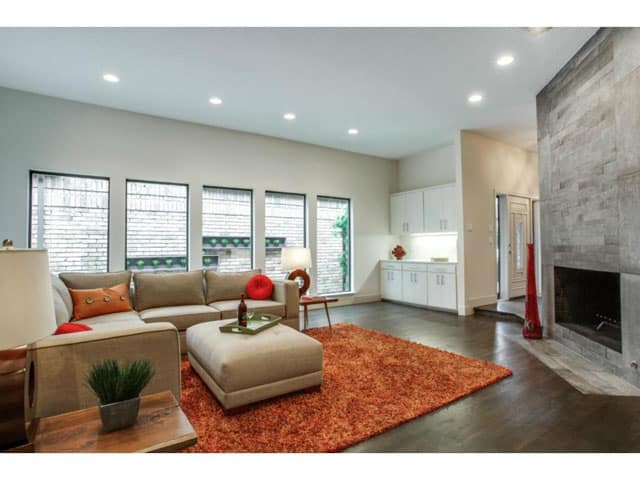 6201-Twin-Oaks-Living