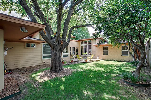 6202-Monticello-Backyard