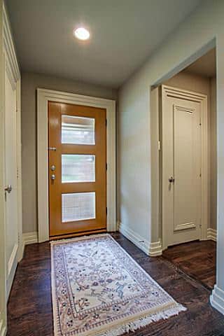 6202-Monticello-Foyer