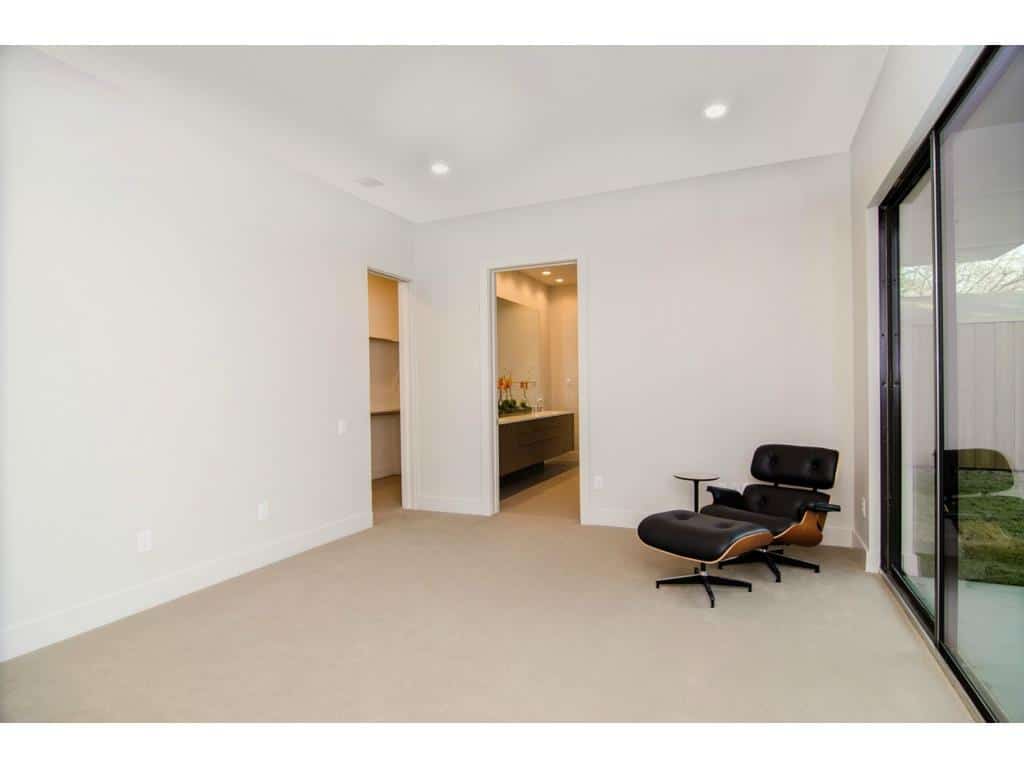 6205-Del-Norte-tough-room