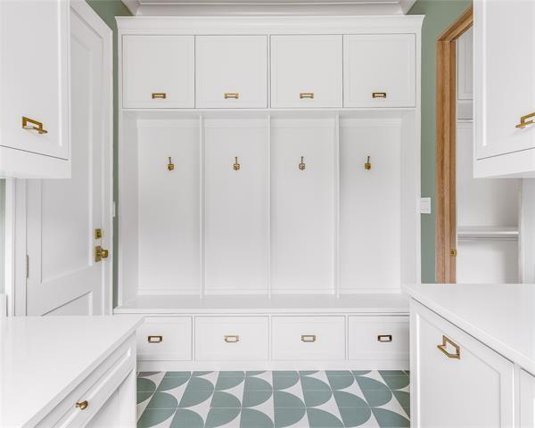 6207-Royalton-11-office